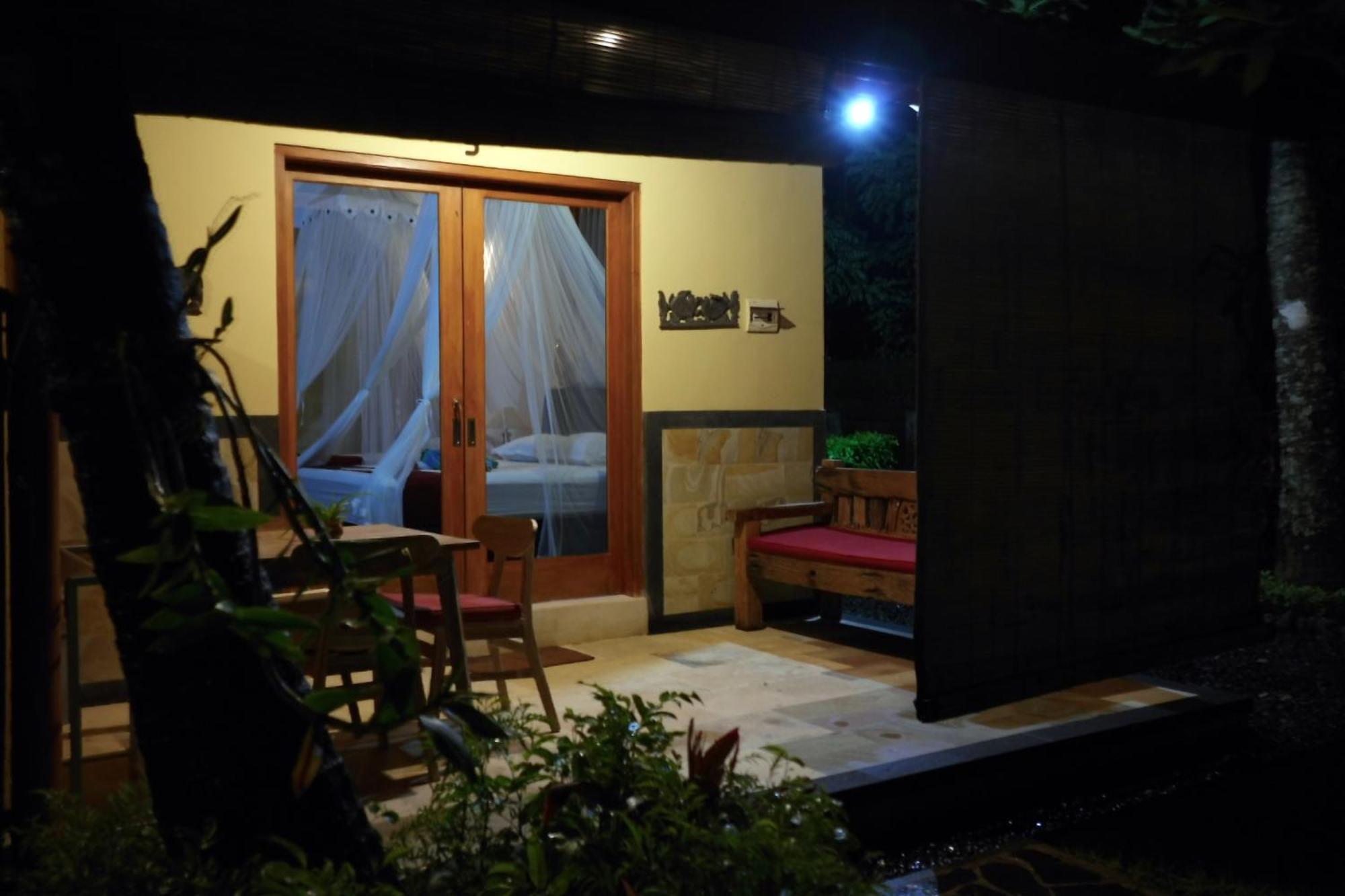 Alam Mimpi Bali Hotel Tejakula Exterior photo