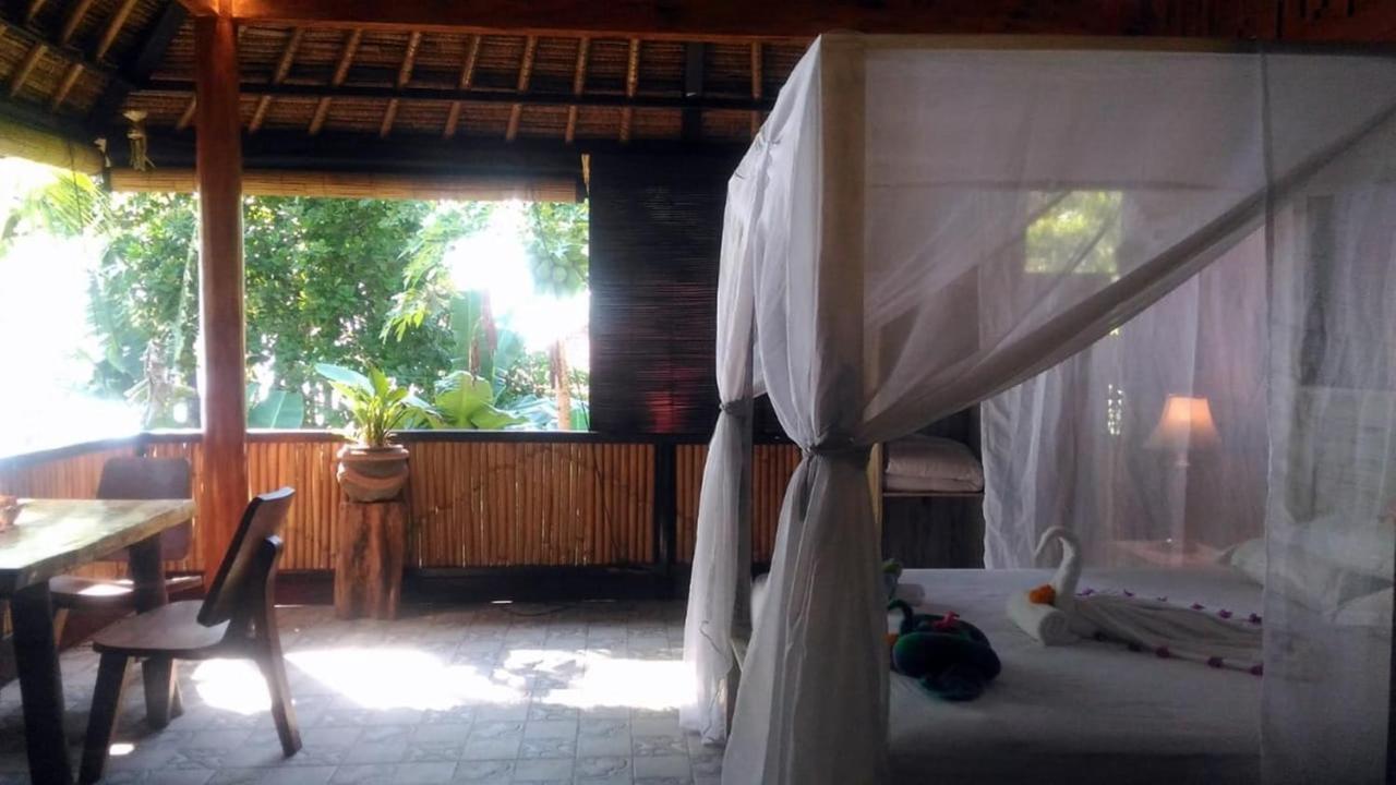 Alam Mimpi Bali Hotel Tejakula Exterior photo